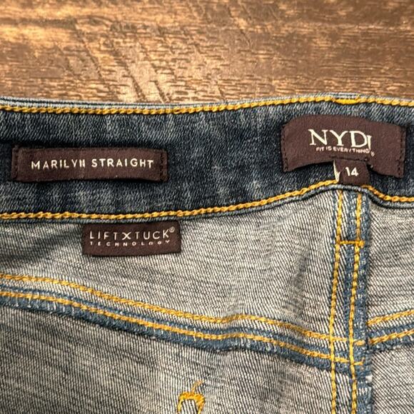 NYDJ Marilyn Straight Leg Medium Wash Mid-Rise Jeans Size 14 - Picture 7 of 8